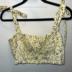 Nicholas - Shoulder tie crop top